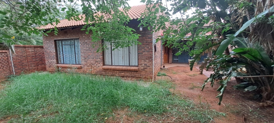 3 Bedroom Property for Sale in Rhodesdene Northern Cape